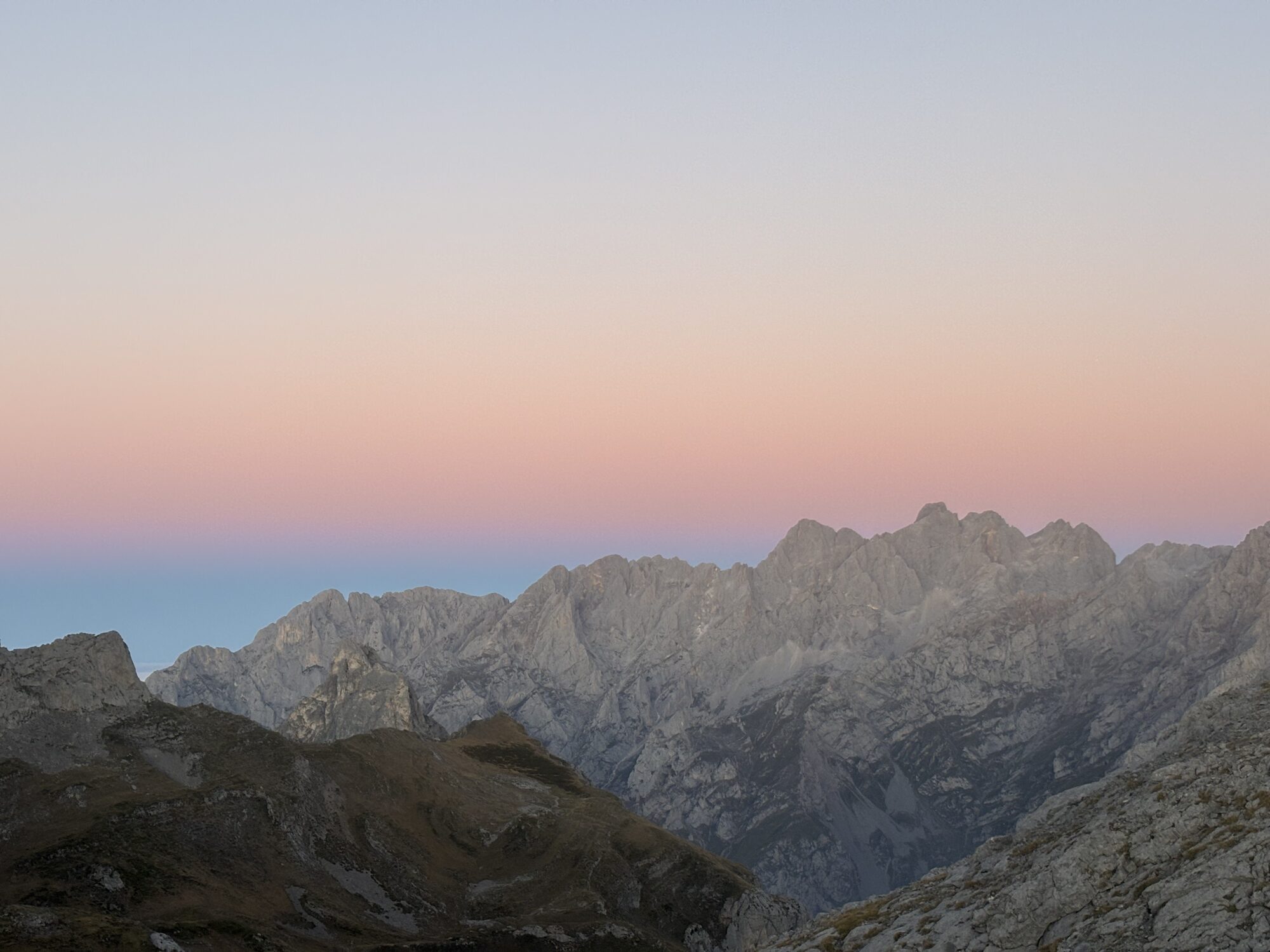 La mejor época para la travesía de los Picos de Europa