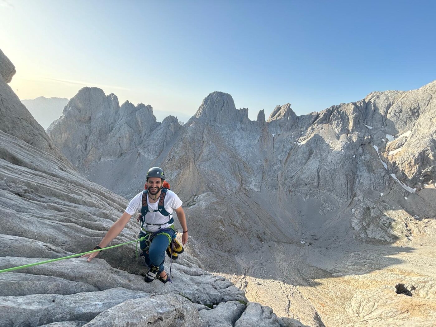 Cómo prepararte para escalar el Naranjo de Bulnes